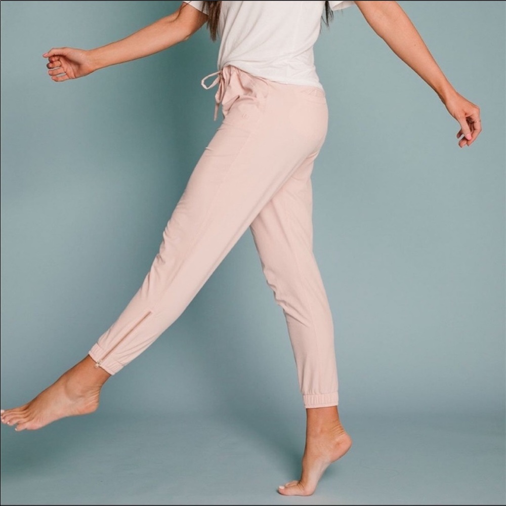 Albion Jetsetters Joggers Light Pink SZ S EUC